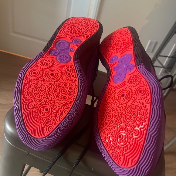 Kd 16. Size 13… 9/10.. worn a few times. Soles are to high for me - Picture 7 of 8